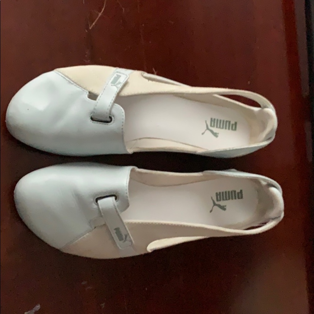 Gentle used puma slide ons.